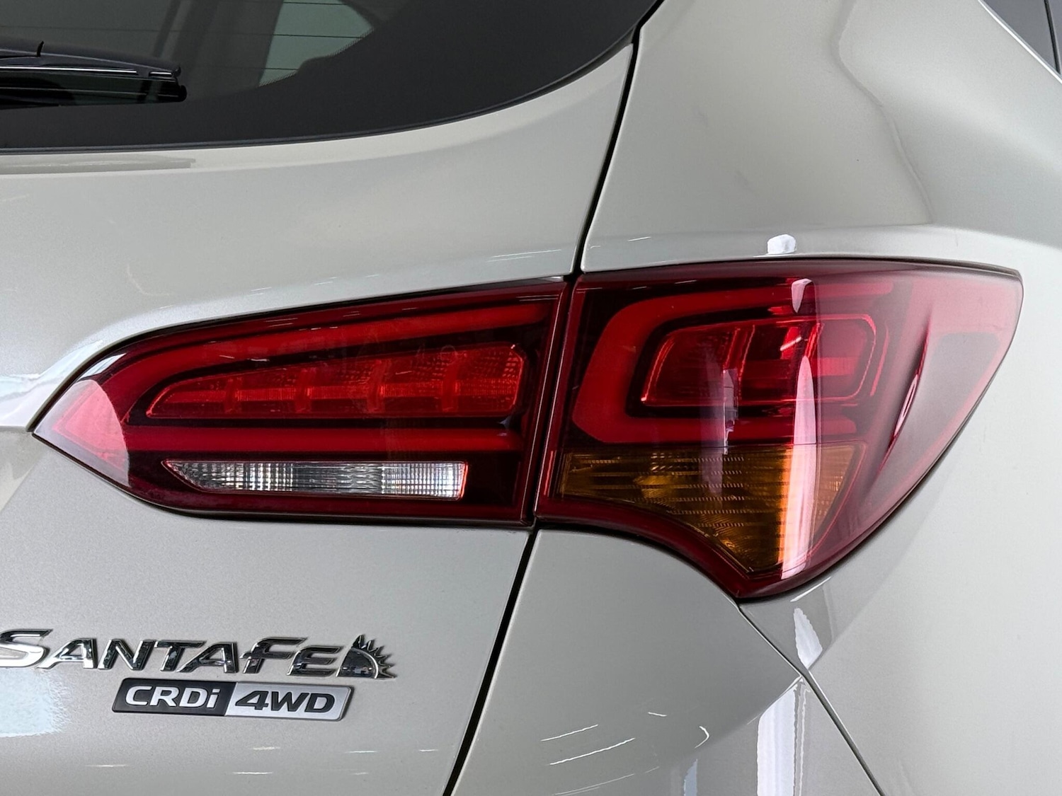 Used Hyundai Santa Fe 2015 for sale - 77222024: Photo 8