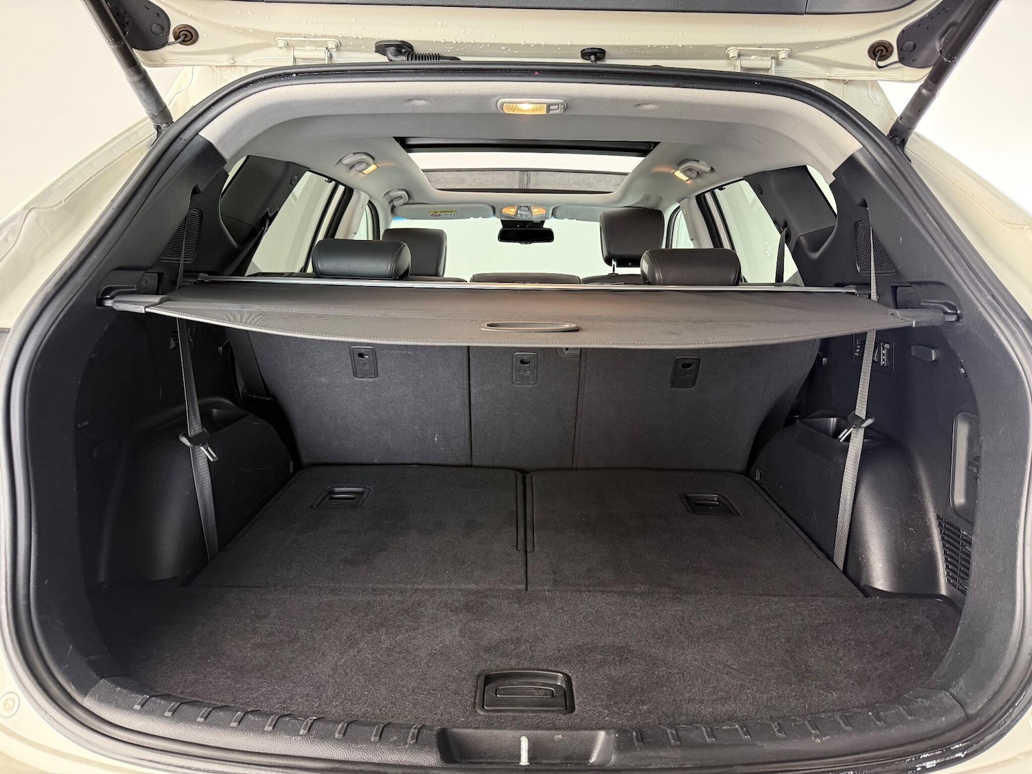 Used Hyundai Santa Fe 2015 for sale - 77222024: Photo 9