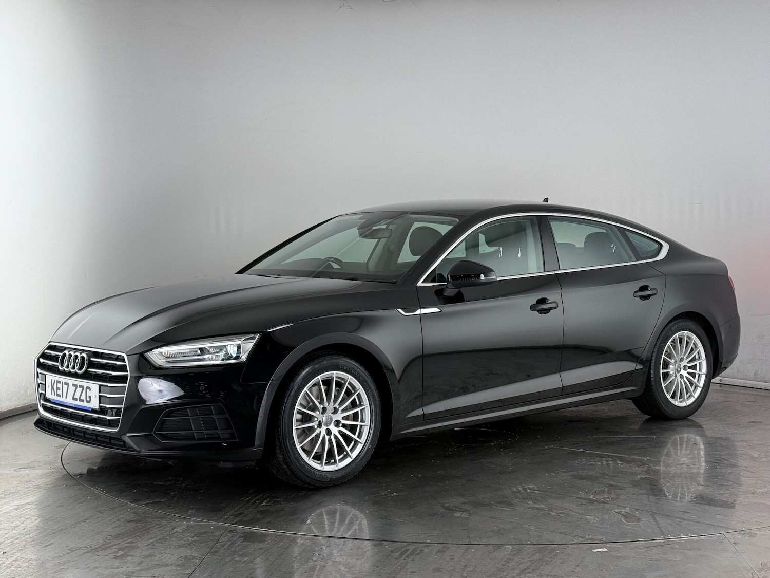 Used Audi A5 2017 for sale - 76666873: Photo 3