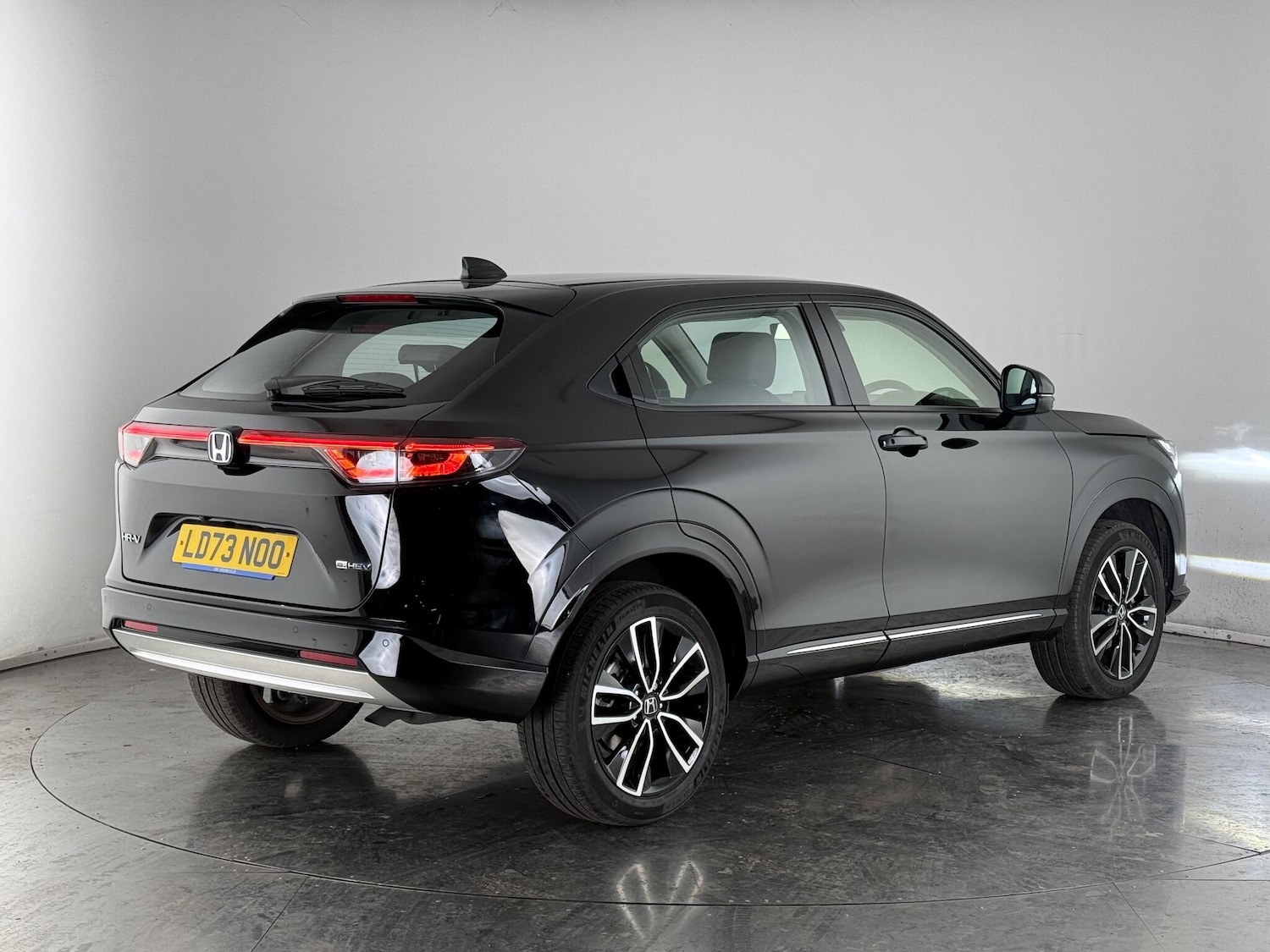 Used Honda HR-V 2024 for sale - 77183023: Photo 3