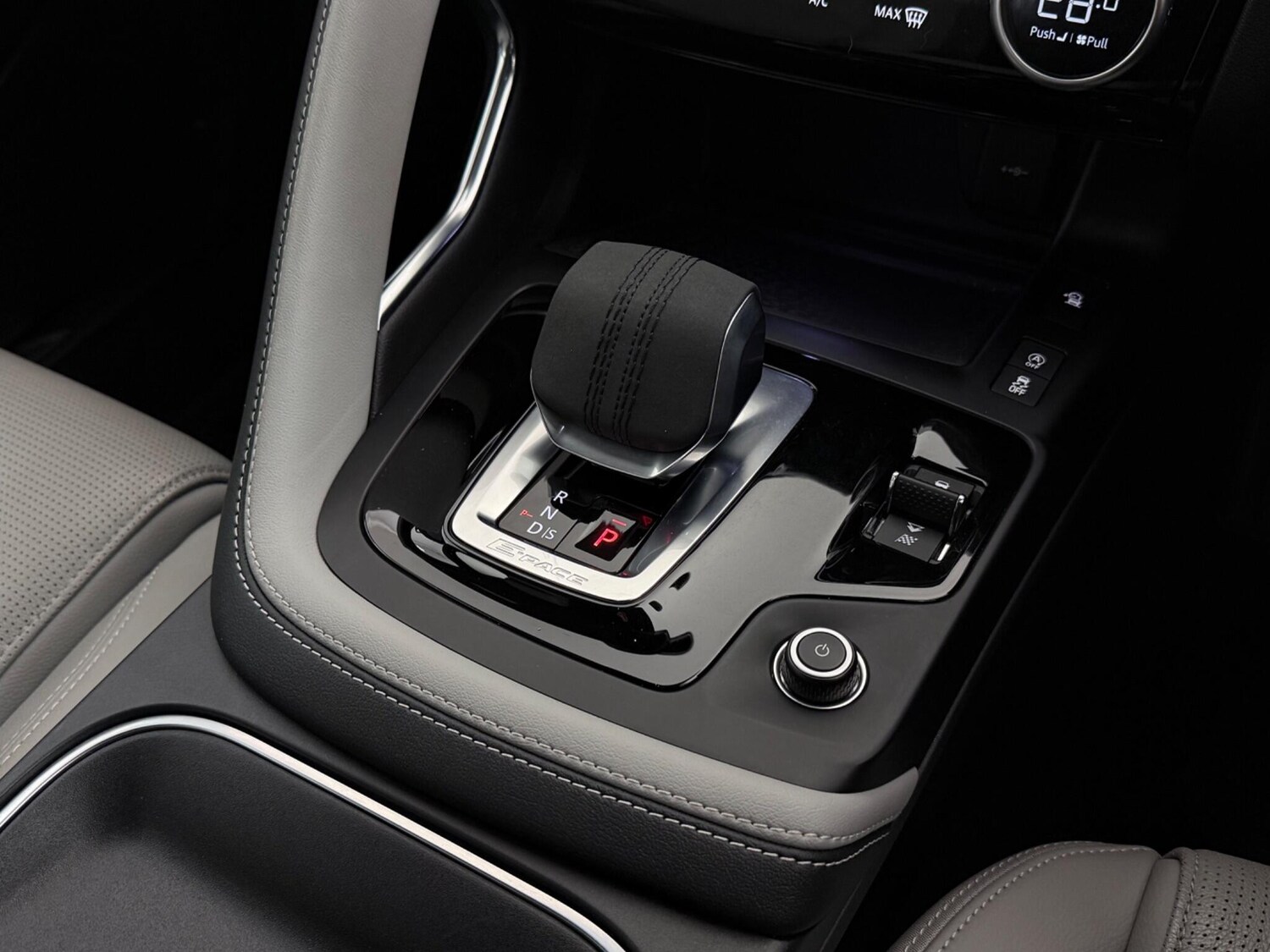 Used Jaguar E-Pace 2022 for sale - 77359332: Photo 32