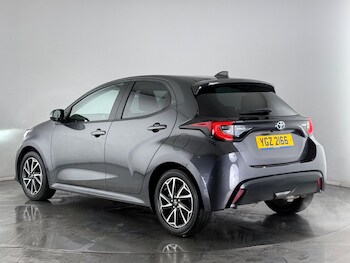 Used Toyota Yaris 2022 for sale - 77222301: Photo