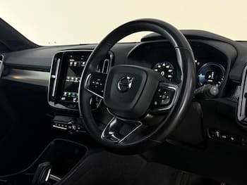 Used Volvo XC40 2021 for sale - 79533685: Photo