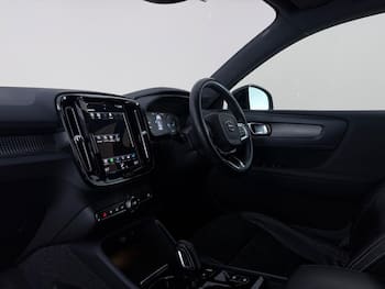Used Volvo XC40 2021 for sale - 79533685: Photo