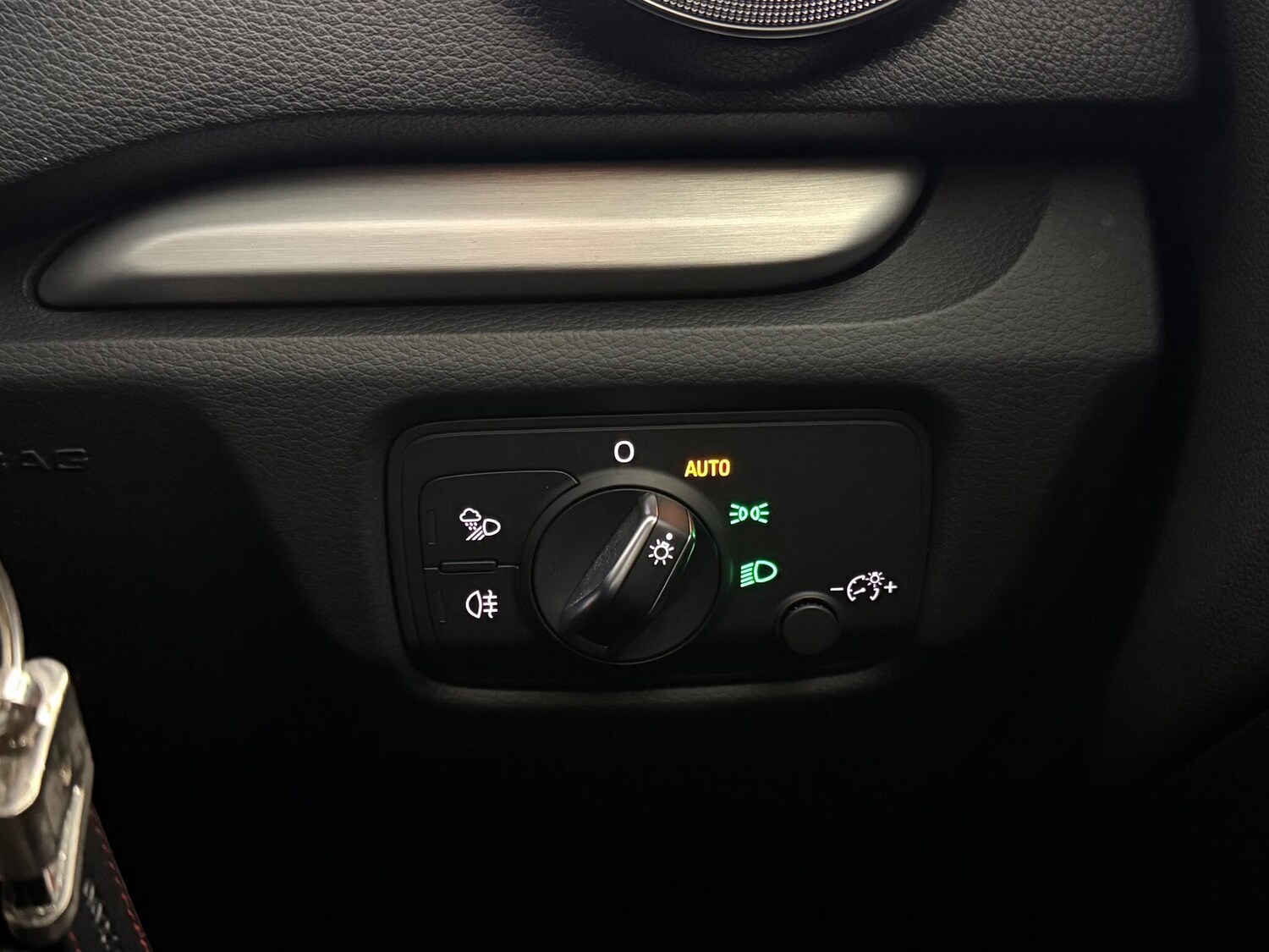 Used Audi A3 2018 for sale - 77182629: Photo 22