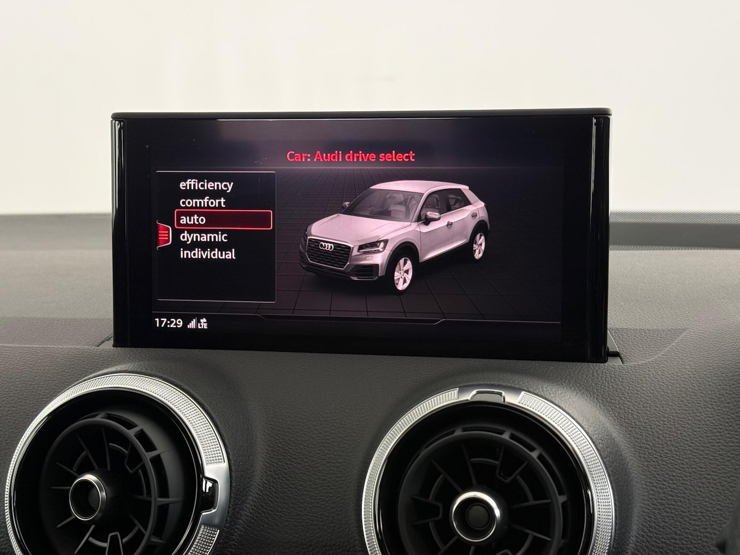 Used Audi Q2 2022 for sale - 77371820: Photo 27