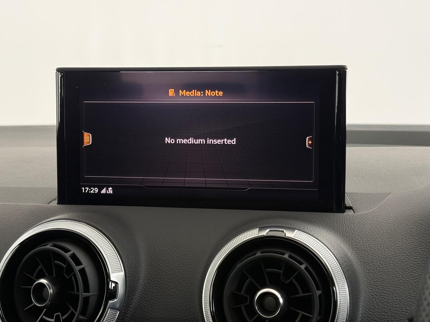 Used Audi Q2 2022 for sale - 77371820: Photo 28