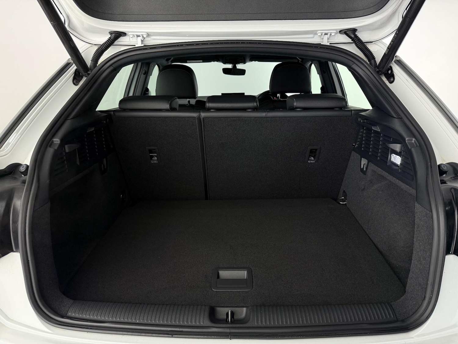 Used Audi Q2 2022 for sale - 77371820: Photo 9