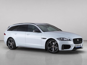 Used Jaguar XF 2018 for sale - 79497367: Photo