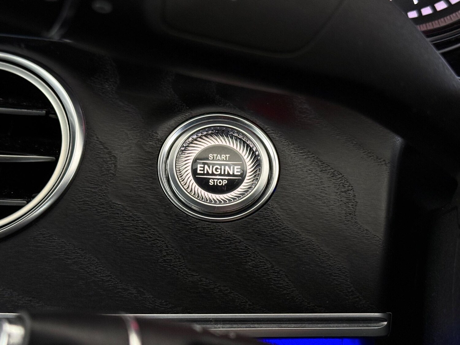 Used Mercedes-Benz E Class 2016 for sale - 76645745: Photo 40