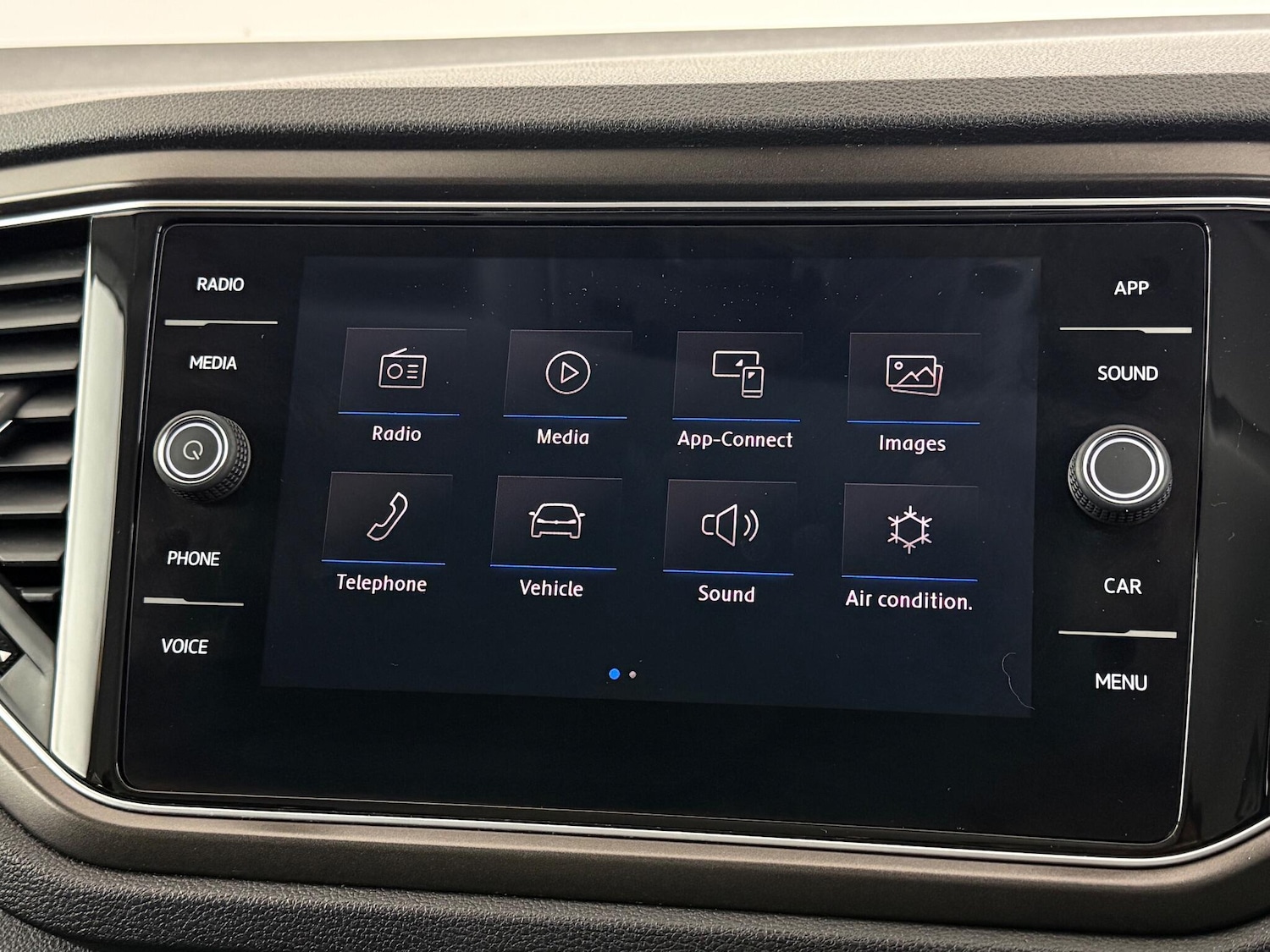 Used Volkswagen T-Roc 2018 for sale - 76467395: Photo 35