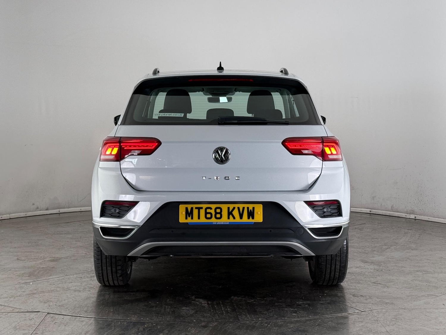 Used Volkswagen T-Roc 2018 for sale - 76467395: Photo 9