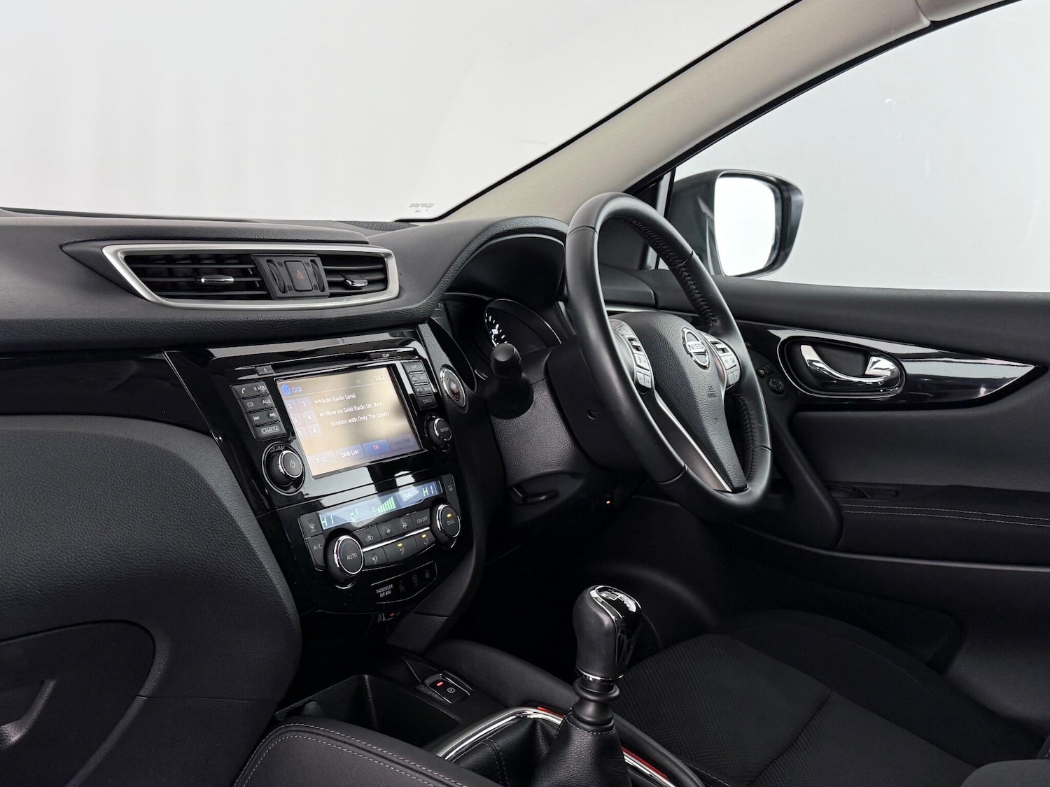 Used Nissan Qashqai 2016 for sale - 77260196: Photo 12