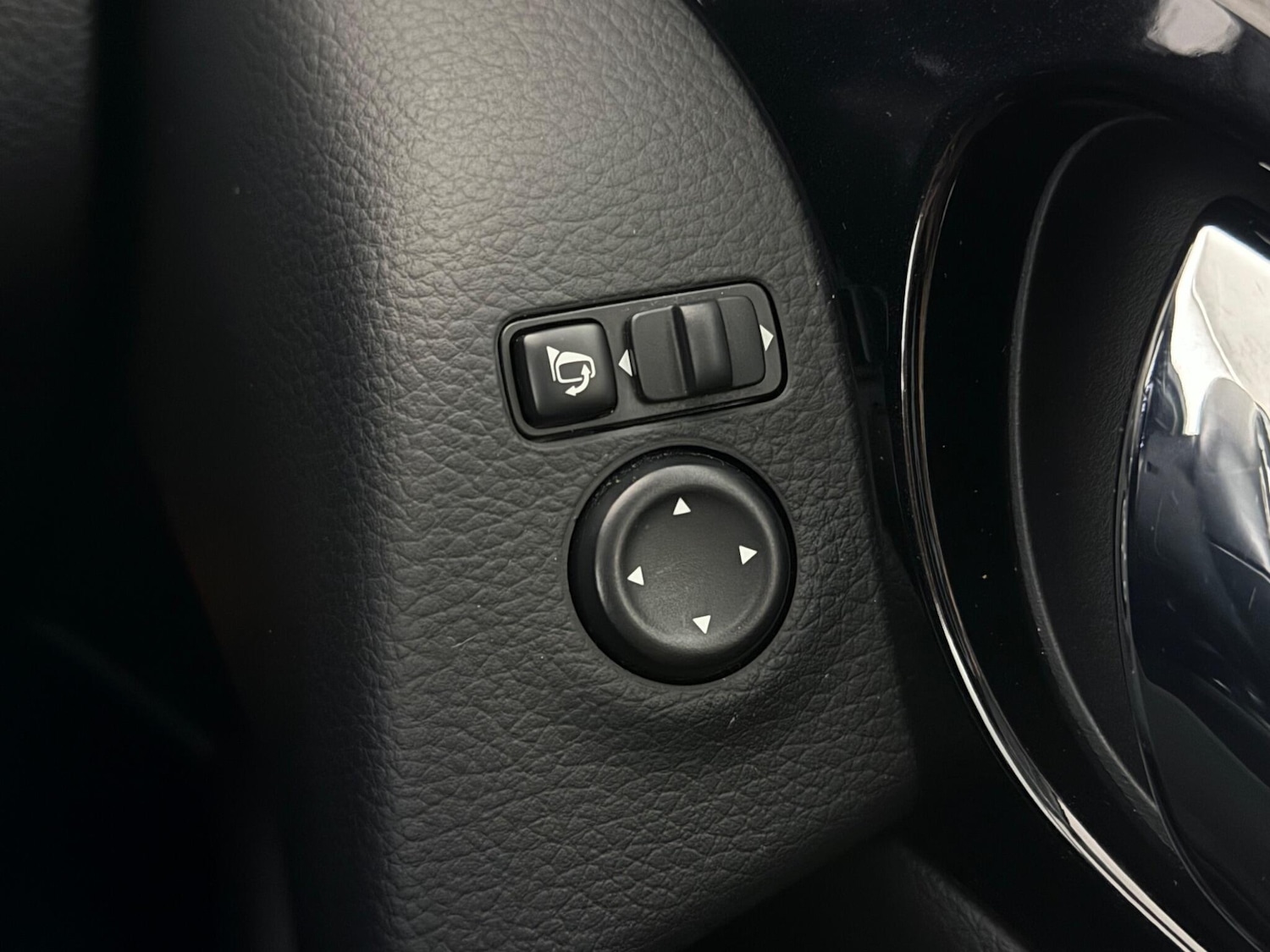 Used Nissan Qashqai 2016 for sale - 77260196: Photo 23