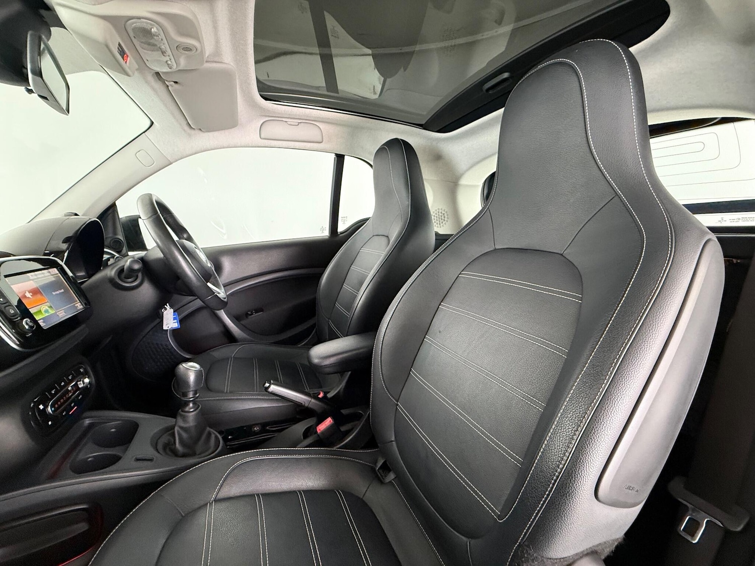 Used smart fortwo 2017 for sale - 77260308: Photo 11