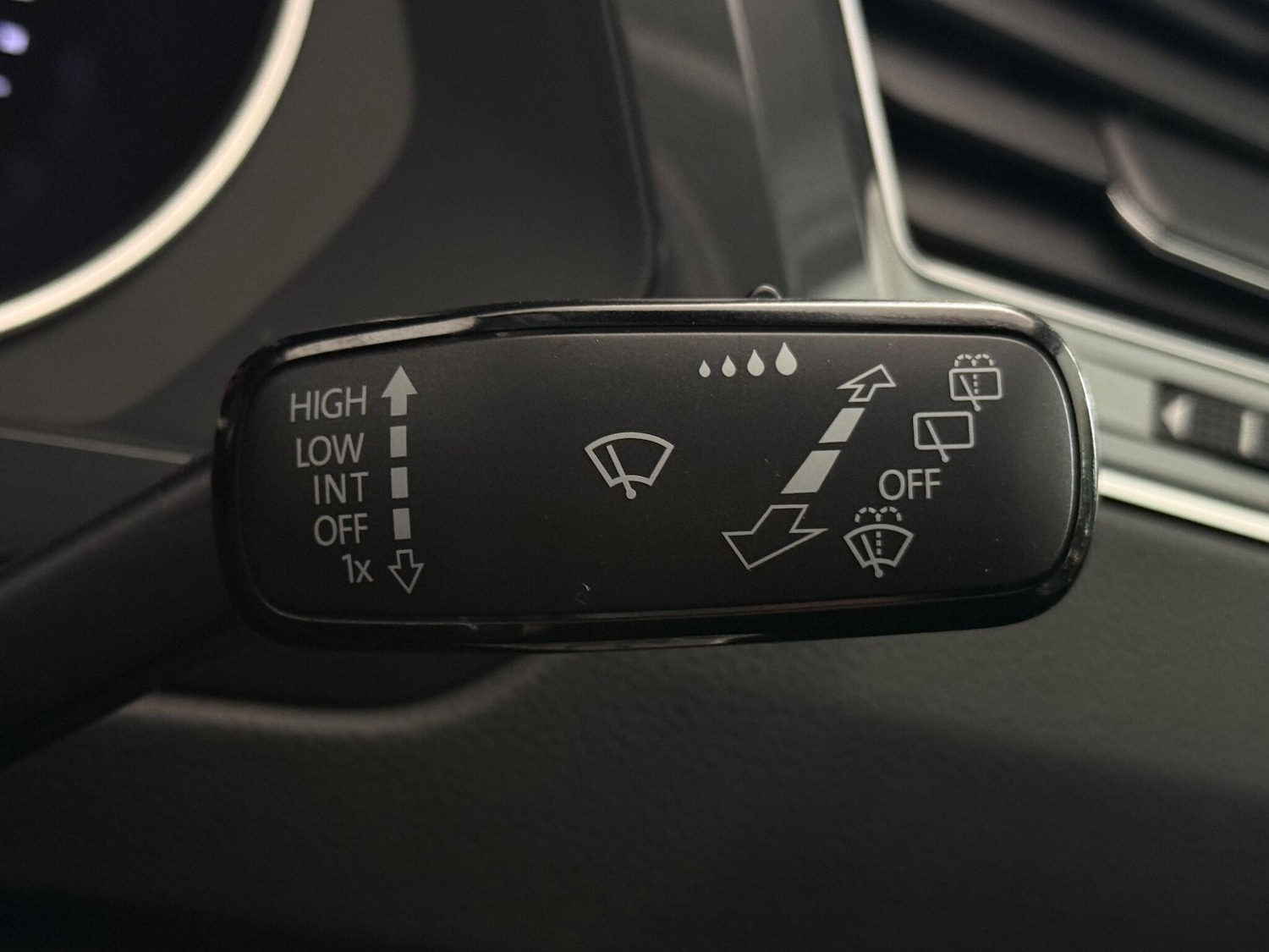 Used Volkswagen Tiguan 2019 for sale - 77659184: Photo 23