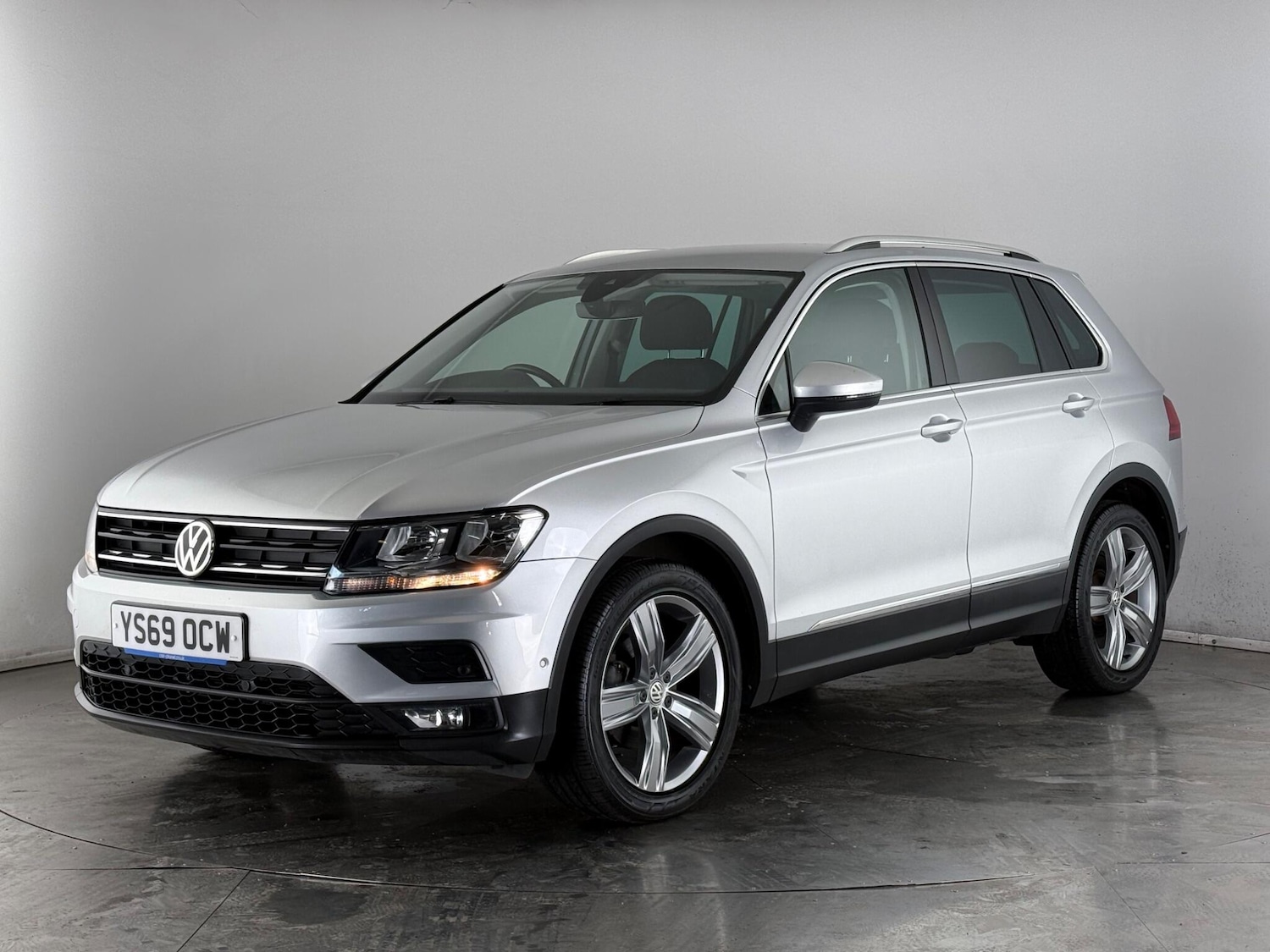 Used Volkswagen Tiguan 2019 for sale - 77659184: Photo 3