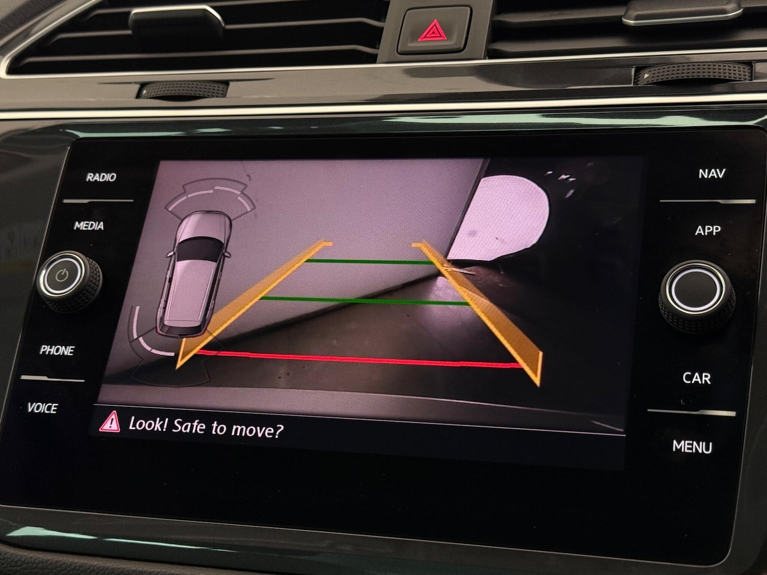 Used Volkswagen Tiguan 2019 for sale - 77659184: Photo 33