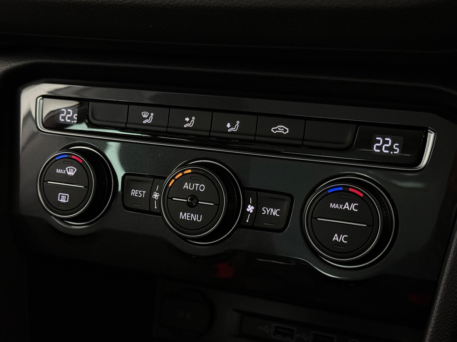 Used Volkswagen Tiguan 2019 for sale - 77659184: Photo 35