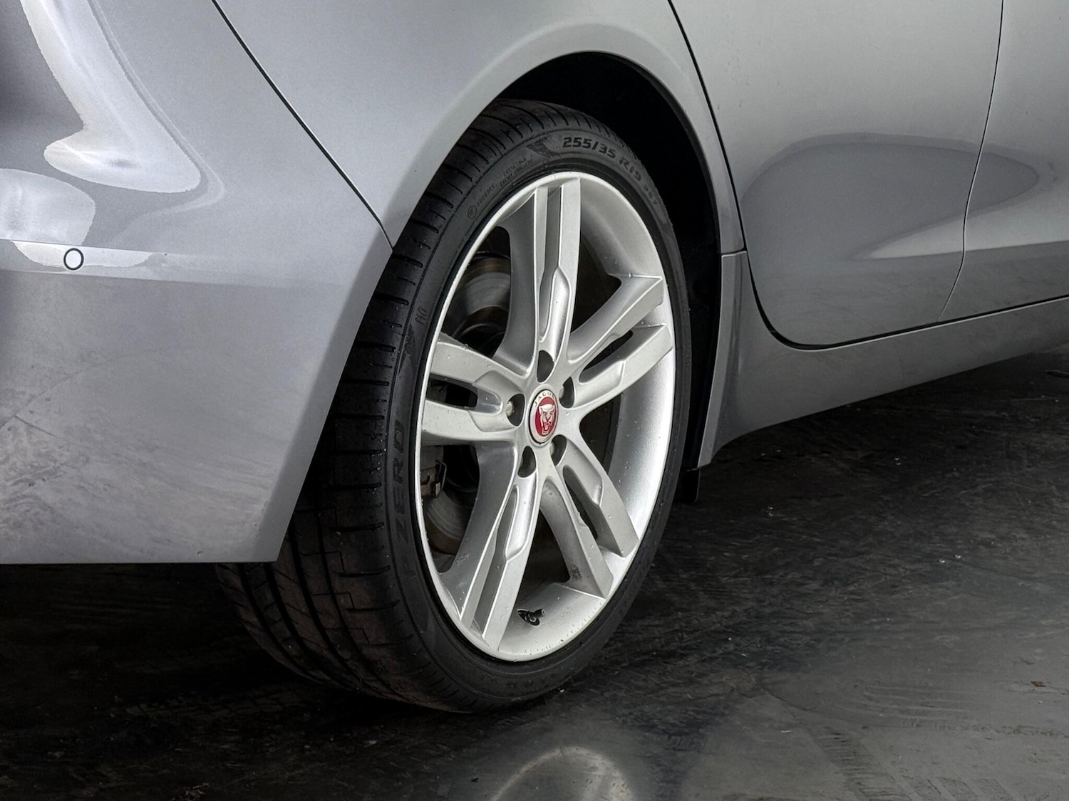 Used Jaguar XE 2019 for sale - 76467290: Photo 12