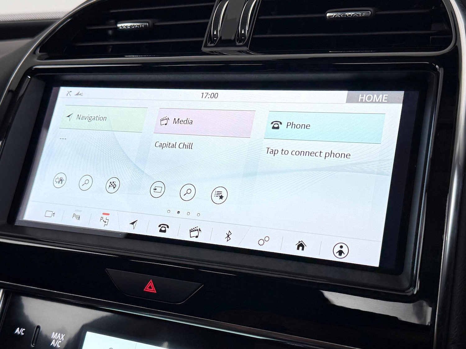 Used Jaguar XE 2019 for sale - 76467290: Photo 35