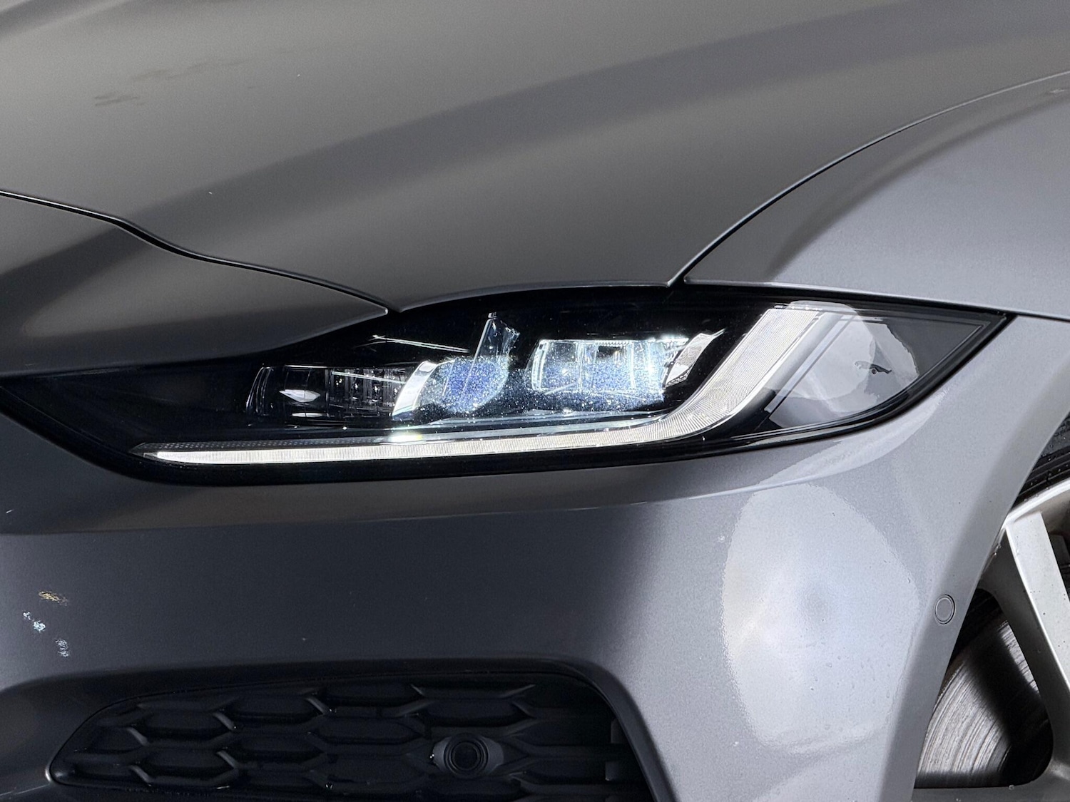 Used Jaguar XE 2019 for sale - 76467290: Photo 8