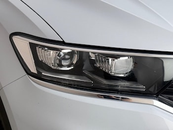 Used Volkswagen T-Roc 2021 for sale - 79120046: Photo