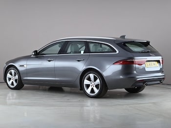 Used Jaguar XF 2018 for sale - 78232222: Photo
