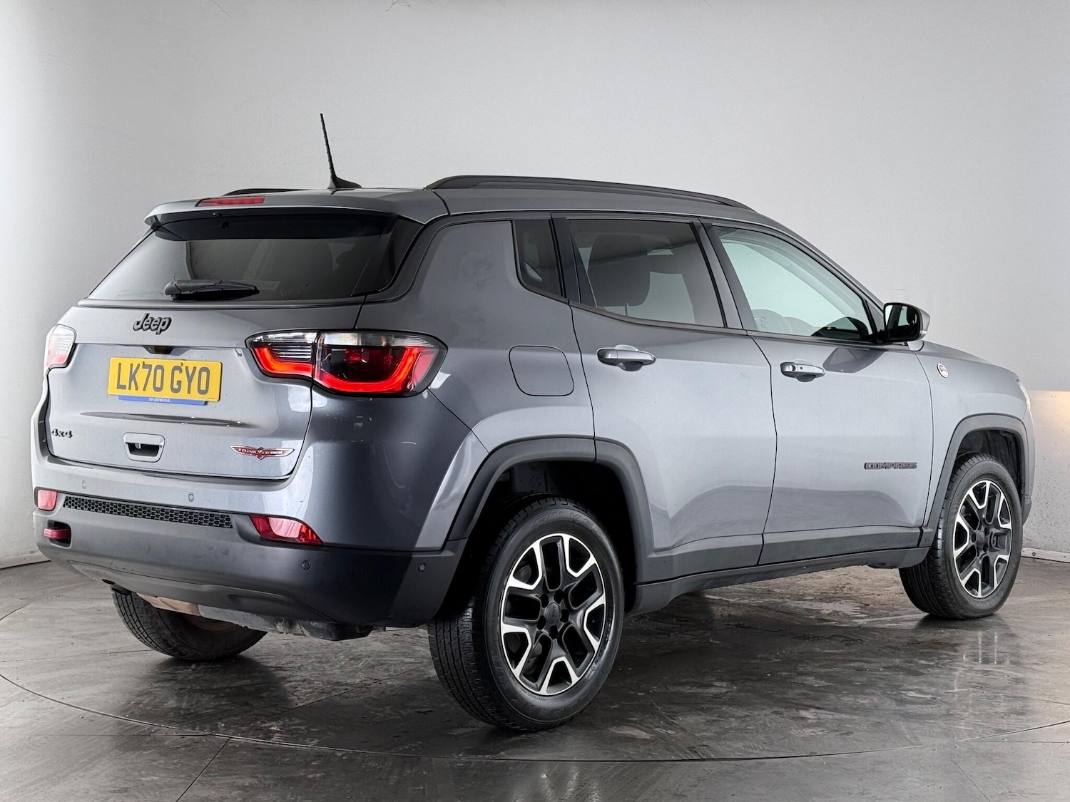 Used Jeep Compass 2020 for sale - 77260131: Photo 4