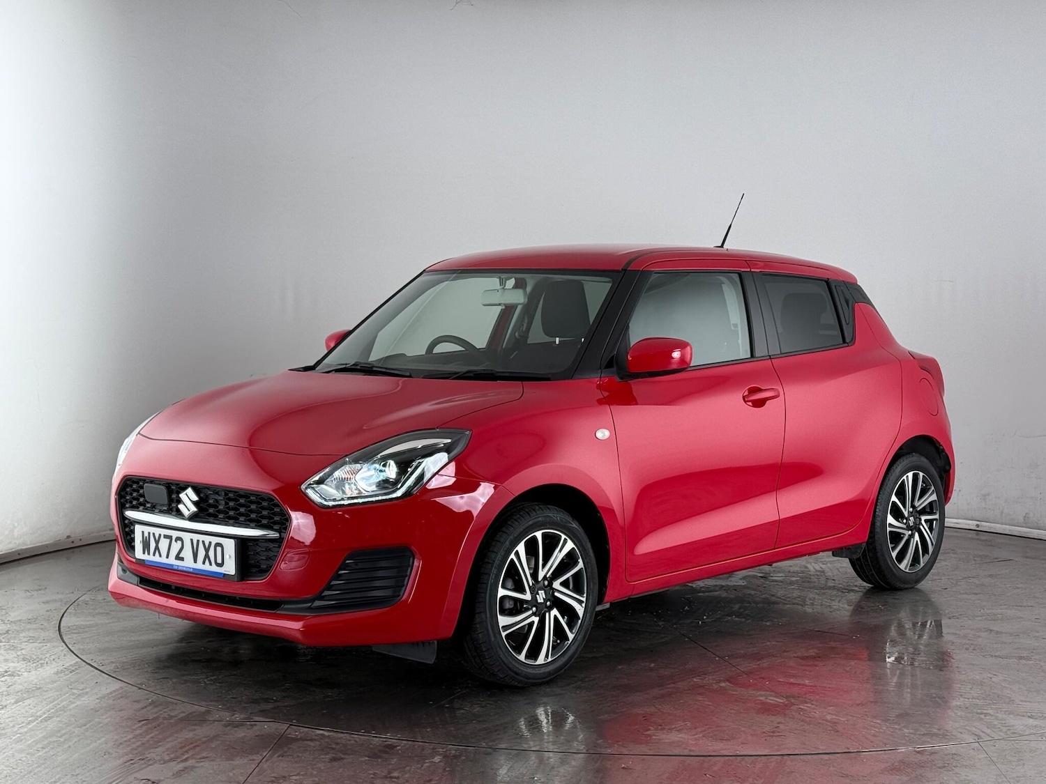 Used Suzuki Swift 2023 for sale - 77243282: Photo 2