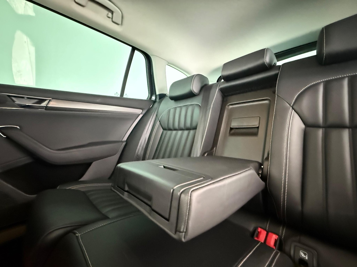 Used Skoda Superb 2020 for sale - 77222218: Photo 14