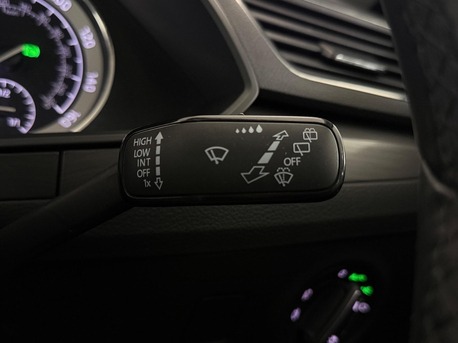 Used Skoda Superb 2020 for sale - 77222218: Photo 25