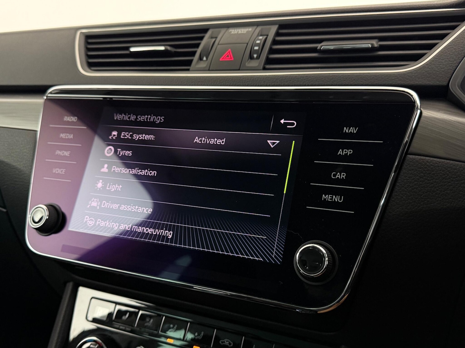 Used Skoda Superb 2020 for sale - 77222218: Photo 28