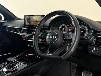 Used Audi A4 Avant 2021 for sale - 79712722: Photo