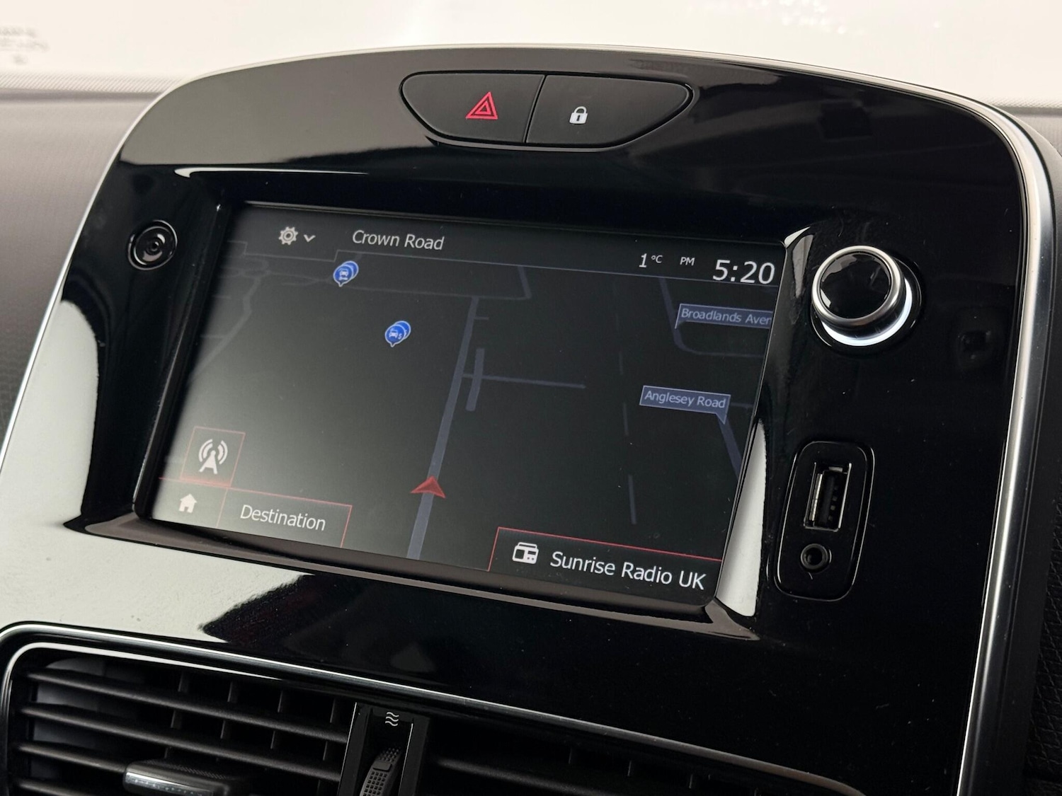 Used Renault Clio 2019 for sale - 77222260: Photo 23