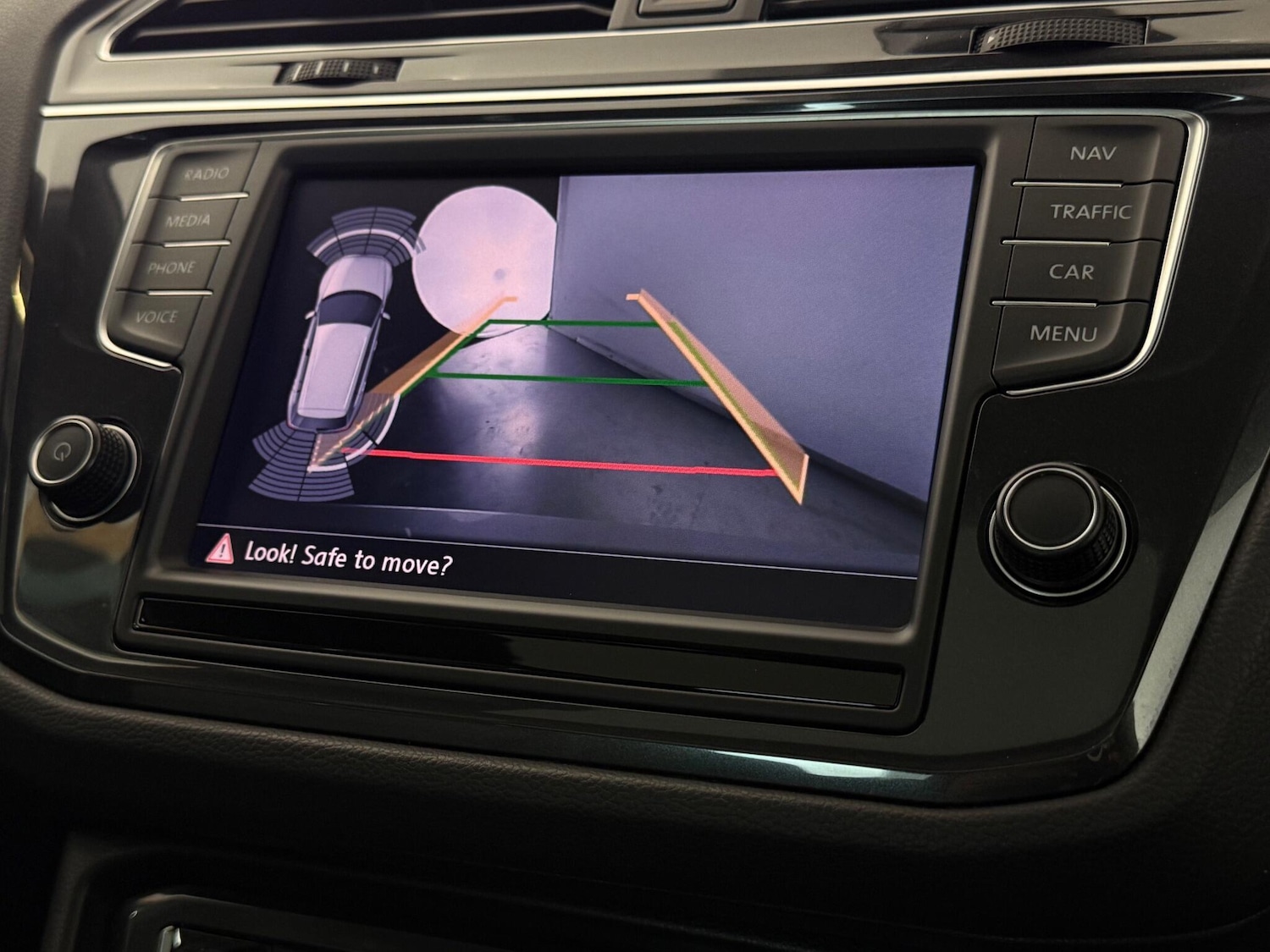 Used Volkswagen Tiguan 2016 for sale - 77217061: Photo 31