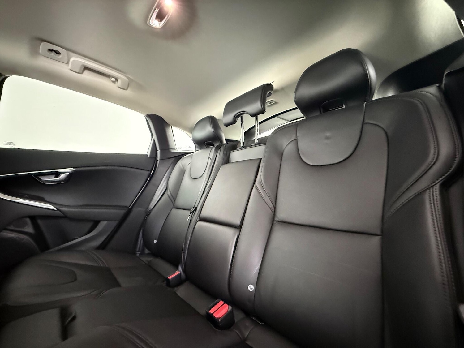 Used Volvo V40 2019 for sale - 77260280: Photo 13