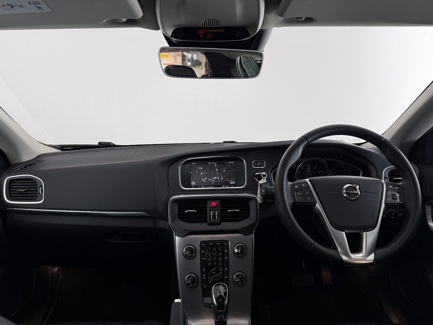 Used Volvo V40 2019 for sale - 77260280: Photo 17