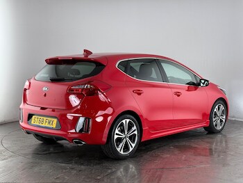 Used Kia Ceed 2018 for sale - 77242901: Photo