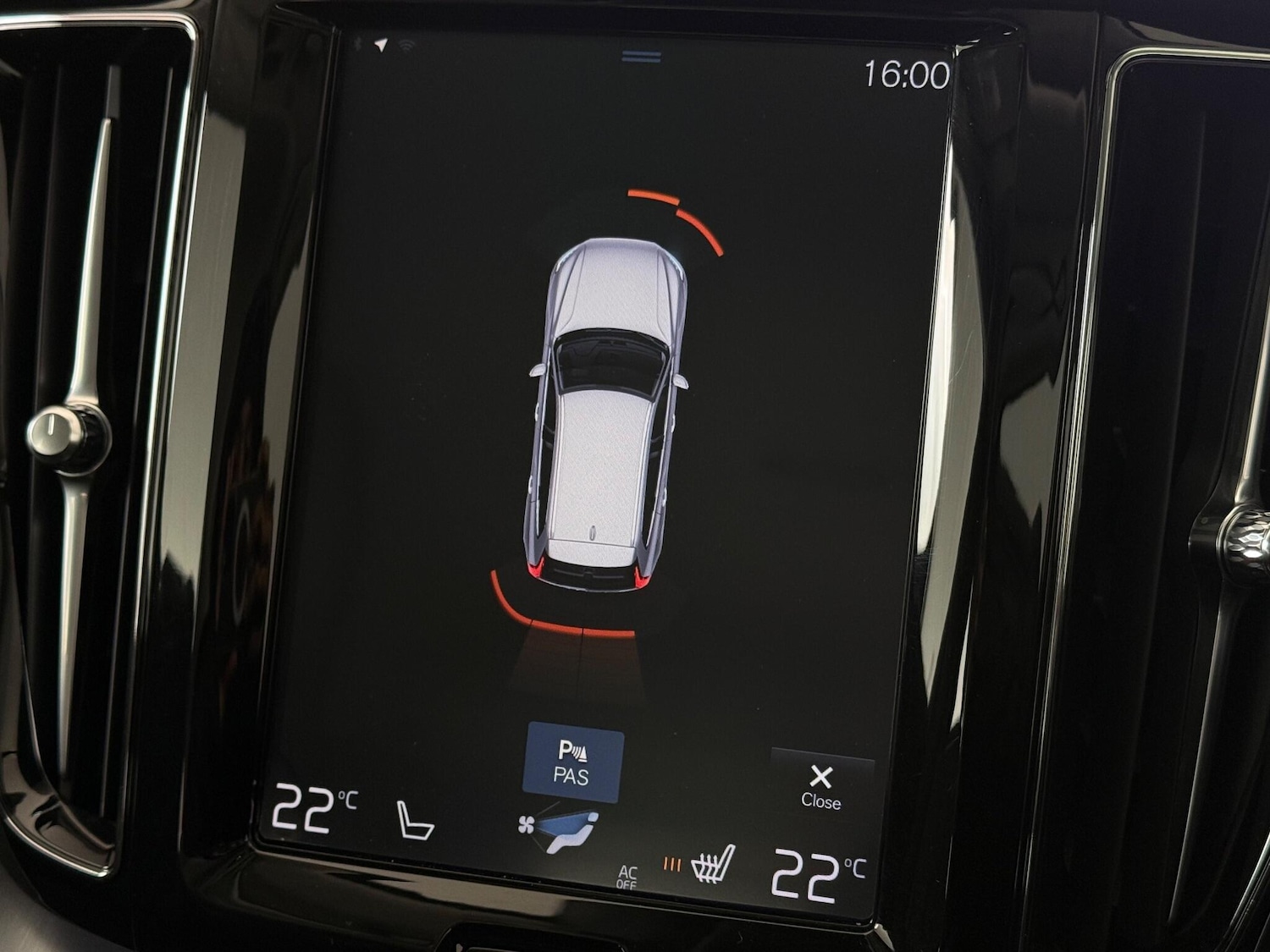 Used Volvo XC60 2020 for sale - 77182478: Photo 30