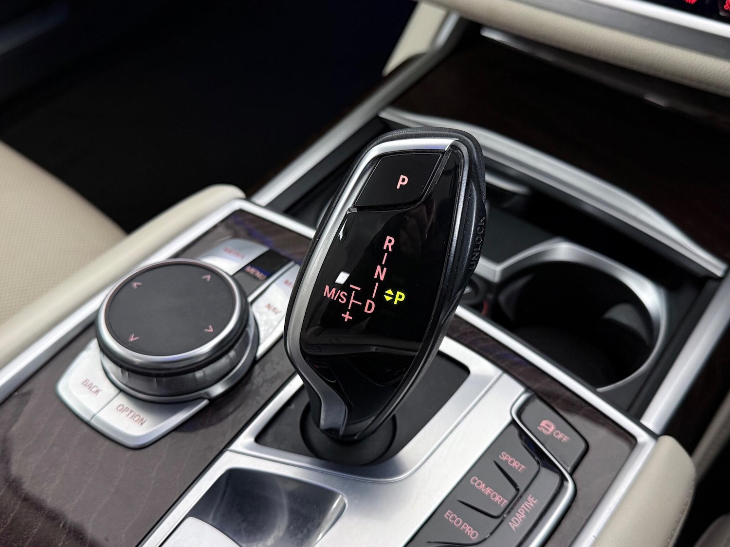 Used BMW 7 Series 2017 for sale - 77259658: Photo 36