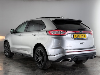 Used Ford Edge 2017 for sale - 77332175: Photo