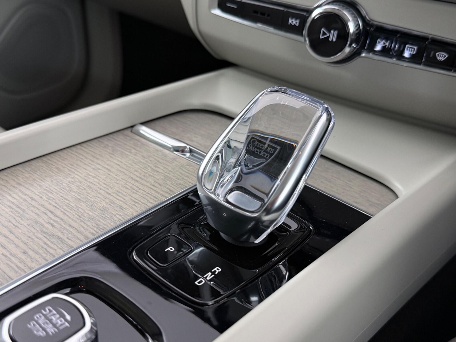 Used Volvo XC60 2022 for sale - 77332102: Photo 30