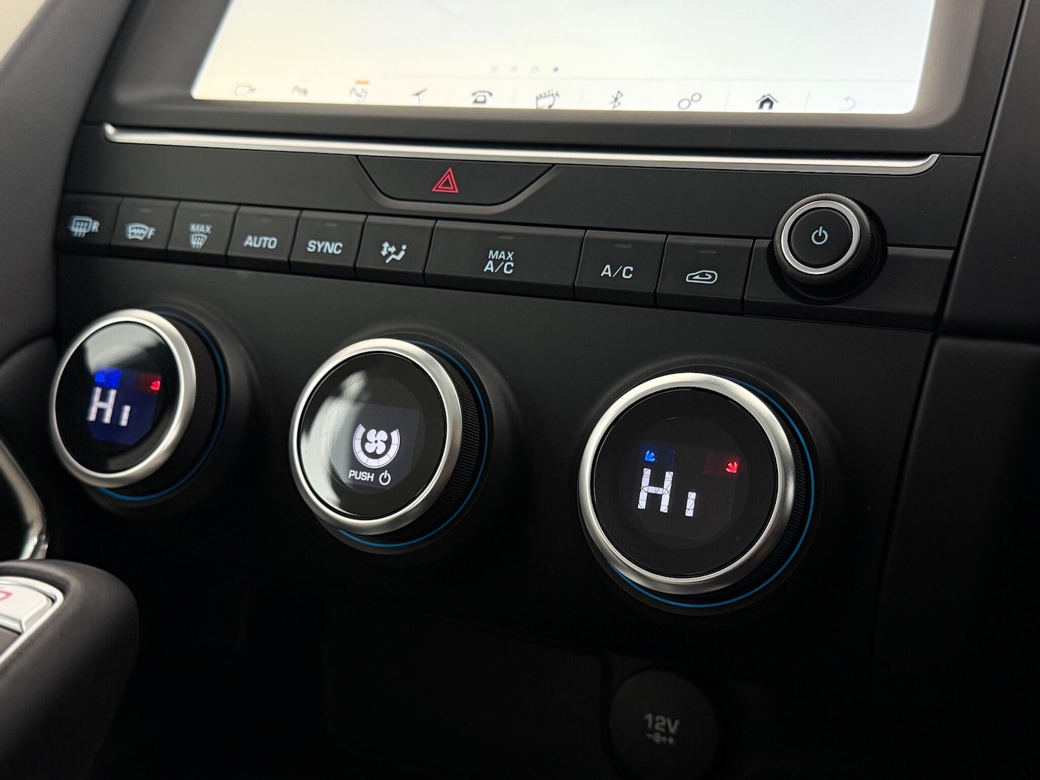 Used Jaguar E-Pace 2018 for sale - 77182333: Photo 34