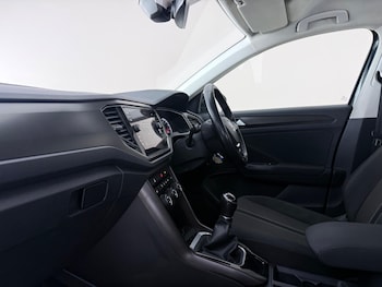 Used Volkswagen T-Roc 2020 for sale - 78462430: Photo