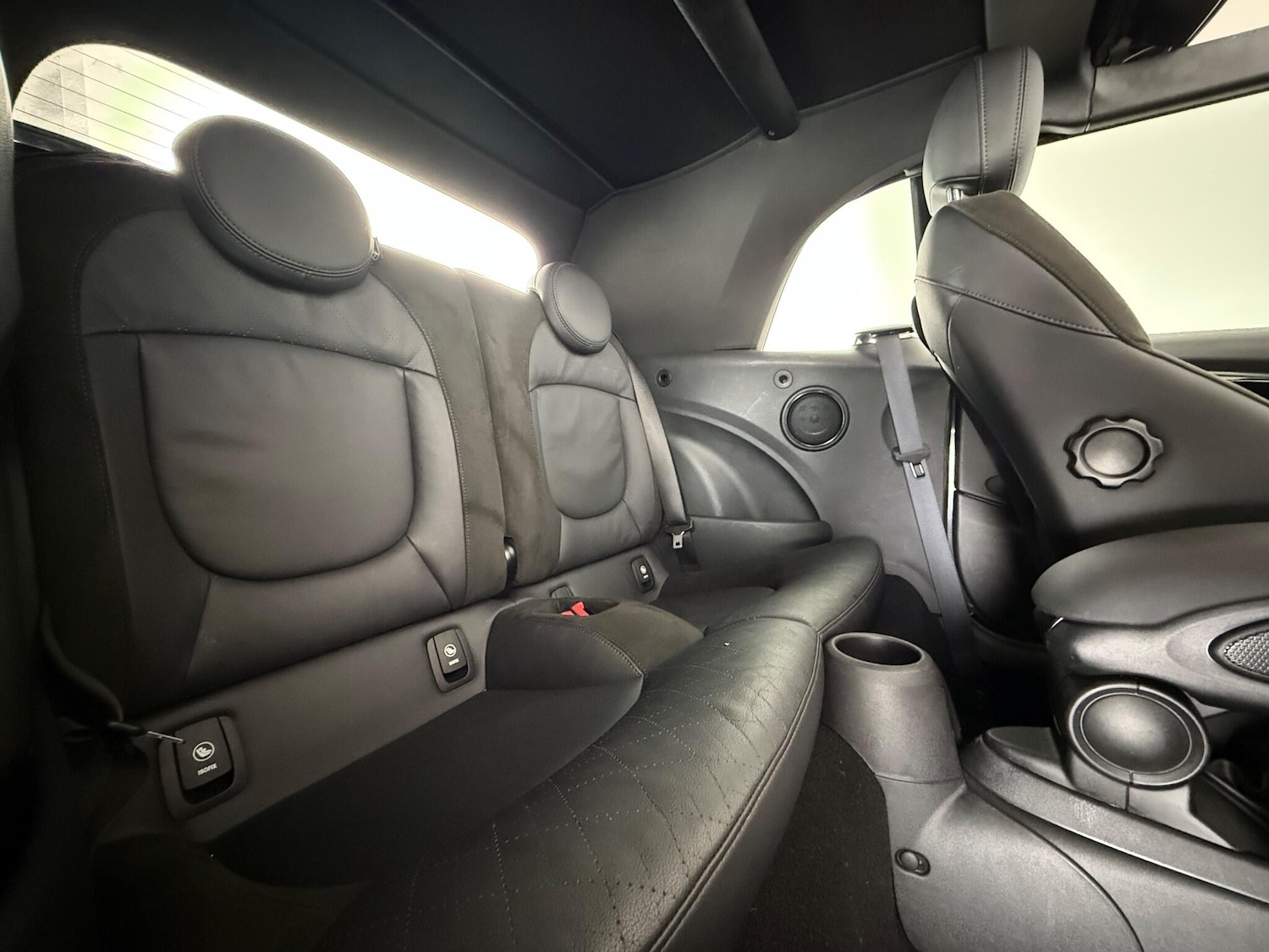 Used MINI Convertible 2019 for sale - 77182771: Photo 10