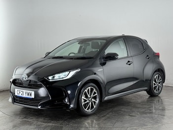 Used Toyota Yaris 2021 for sale - 75801052: Photo
