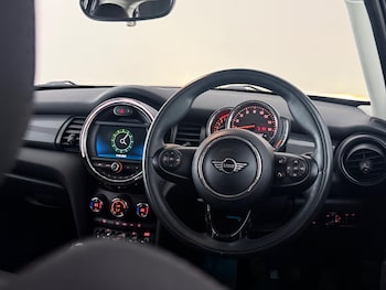 Used MINI Hatch 2018 for sale - 78574271: Photo
