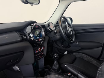 Used MINI Hatch 2018 for sale - 78574271: Photo
