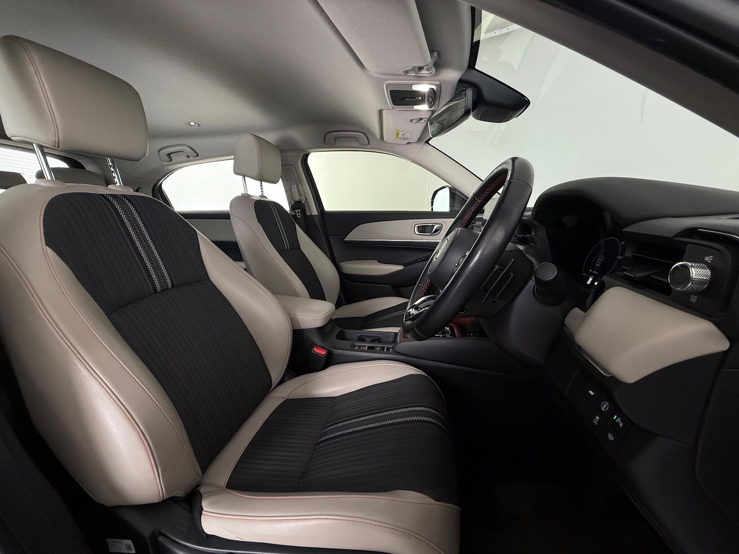 Used Honda HR-V 2023 for sale - 76467470: Photo 15